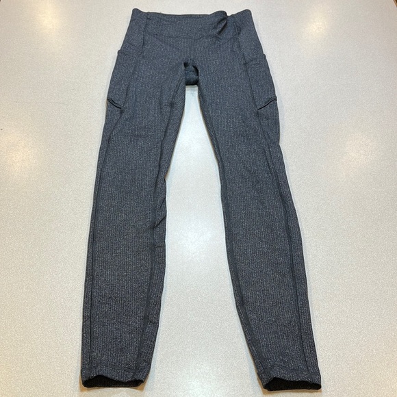 lululemon athletica Pants - Lululemon herringbone gray legging size 0 like new